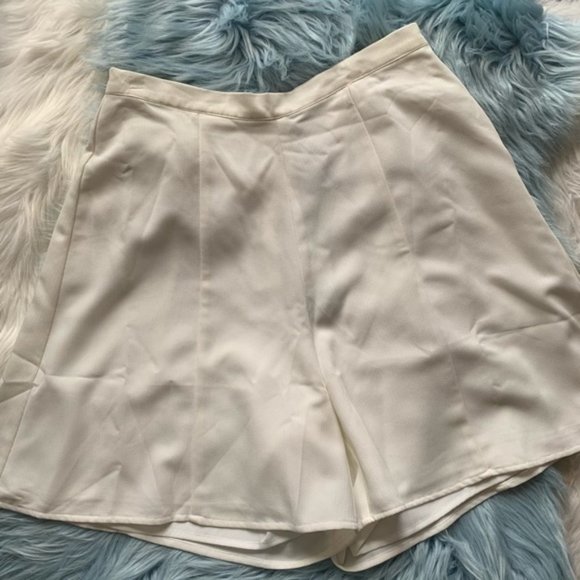 NWT The Fifth Label Escapade Hi Waist Shorts sz M - Picture 3 of 7